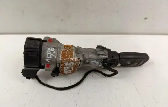 Seat Ibiza IV (6J,6P) Ignition lock