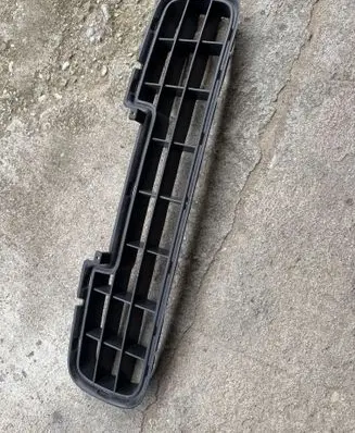 KIA Sportage Front bumper lower grill