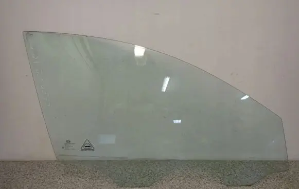 KIA Ceed Sliding door window/glass 