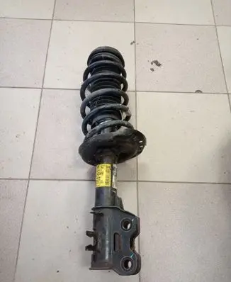 Buick Encore I Front shock absorber with coil spring 95266854 95218484 9G041