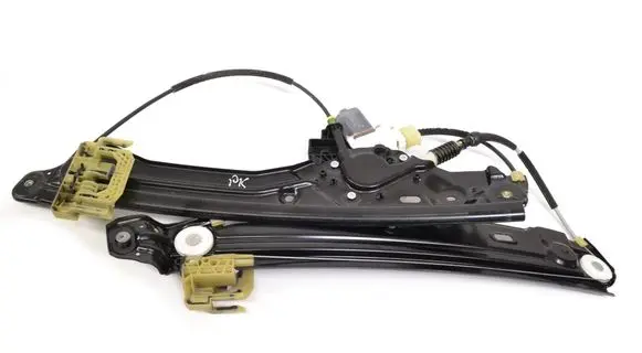 Volkswagen PASSAT B6 Front door electric window regulator 70460310 7182085