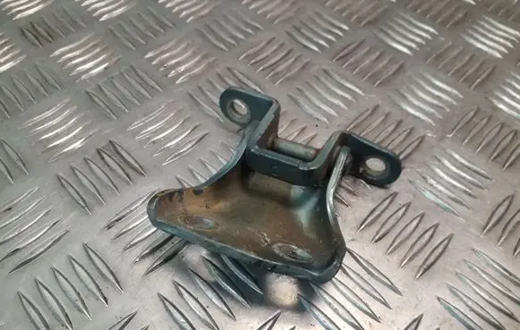 Rear door upper hinge