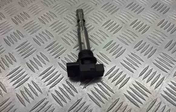 Volkswagen Fox High voltage ignition coil 03D905715A