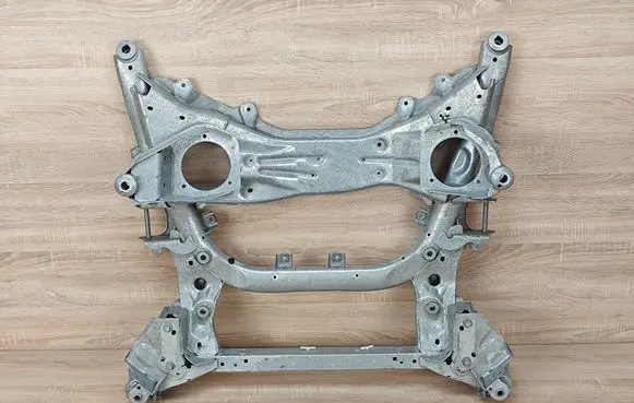 BMW 4 G22 G23 G24 G26 Front axle beam 8831665