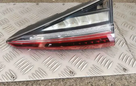 Skoda Kodiaq Tailgate rear/tail lights 565945307E