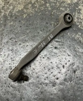 Volkswagen PASSAT B5 Front control arm