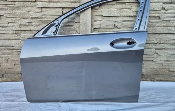 BMW 1 F40 Front door 