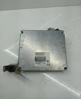 Toyota Corolla Verso AR10 Engine control unit/module 896610F100
