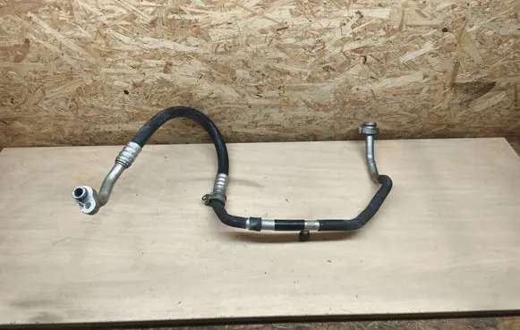 Porsche Cayenne (92A) Air conditioning (A/C) pipe/hose 7P6820744E