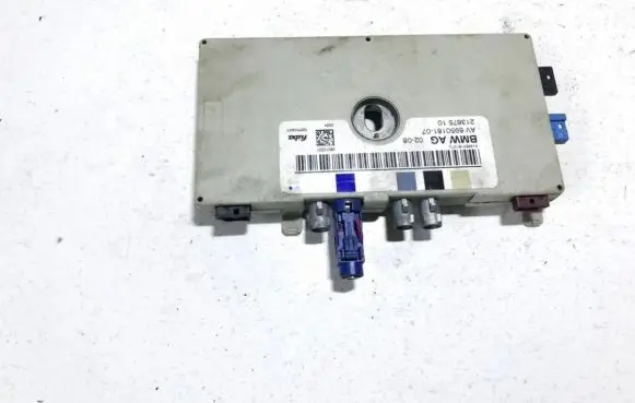 BMW 3 E90 E91 Antenna control unit 695018107 21367510