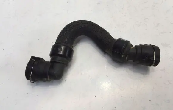 Peugeot 3008 II Engine coolant pipe/hose 9822186080