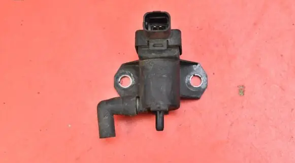 Volvo V50 Vacuum valve 9688124580