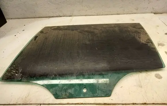 Volkswagen Golf VII Rear door window glass 5G6845025A