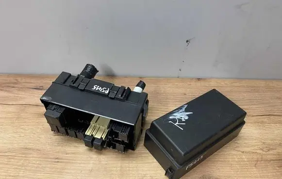 Nissan Qashqai J12 Fuse box set 252308990A