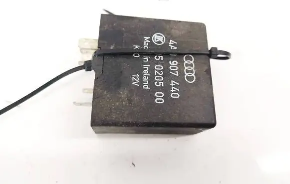 Seat Alhambra (Mk1) Other relay 4A0907440 05020500