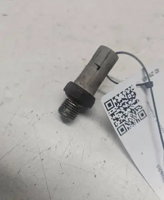 Renault Megane II Oil pressure sensor 