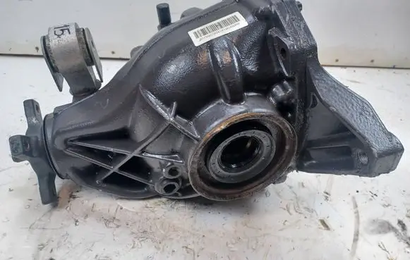Mercedes-Benz C W204 Rear differential A2043510508MERC1 2043510508 A2073501904