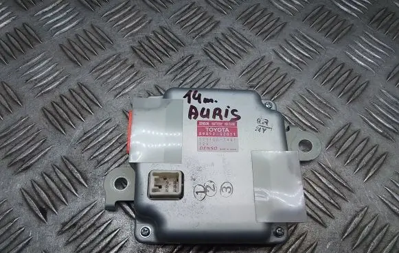 Toyota Auris E180 Battery control module 8989252011 1751007461