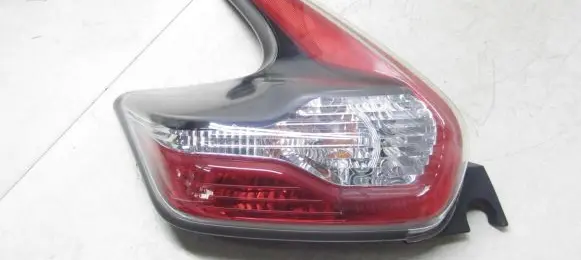 Nissan Juke I F15 Rear/tail lights 26555BV80A