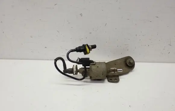 Ford C-MAX II Fuel injection high pressure pump AV619A407AD