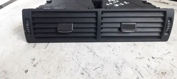 Audi A4 S4 B7 8E 8H Dash center air vent grill 361820951H6PS