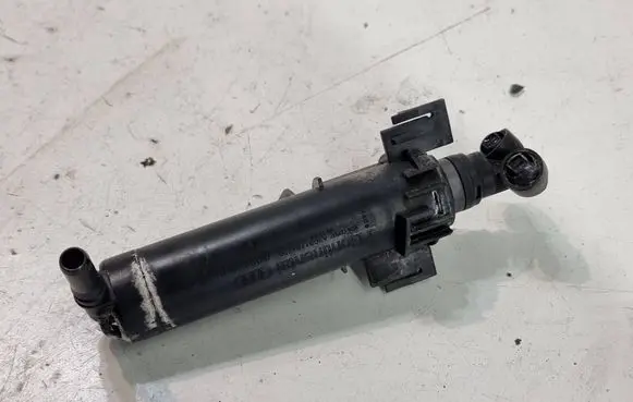 Audi A4 S4 B8 8K Headlight washer spray nozzle 8K0955102D