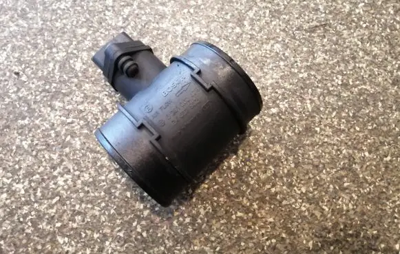 Opel Zafira A Mass air flow meter 24437502 0281002478