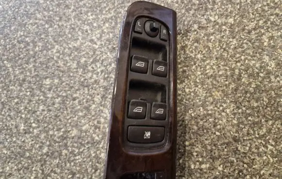 Volvo S40 Electric window control switch