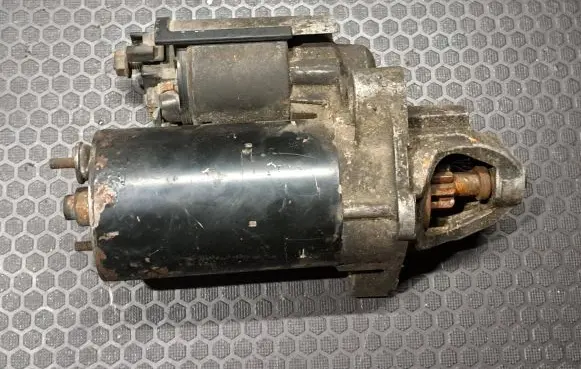 Audi A6 S6 C5 4B Starter motor 1005821966