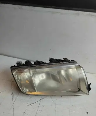 Skoda Fabia Mk1 (6Y) Headlight/headlamp