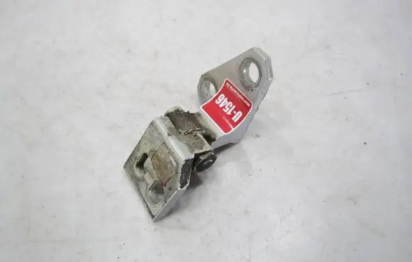 Volkswagen Golf VI Front door upper hinge 