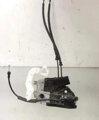 Hyundai Tucson TL Front door lock 81320D3000 9210103100