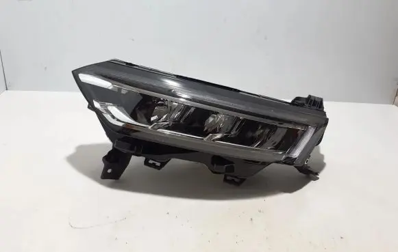 Renault Koleos II Headlight/headlamp 260601090R