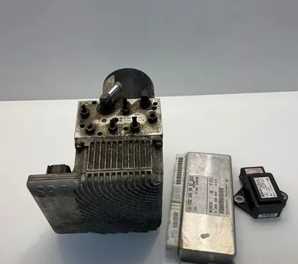 Mercedes-Benz E W211 ABS Pump A0054317112 0265250095 0054317112