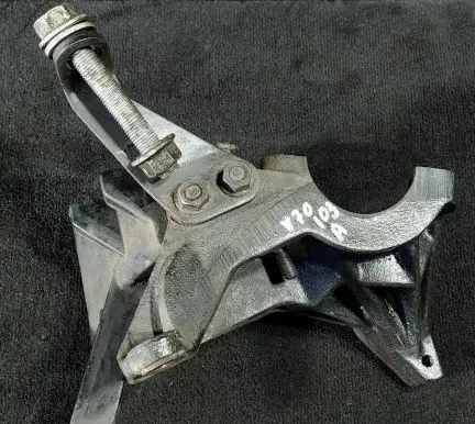 Volvo V70 Driveshaft support bearing bracket 074103392 0000 LRRMAN