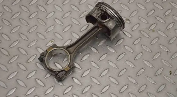 Piston