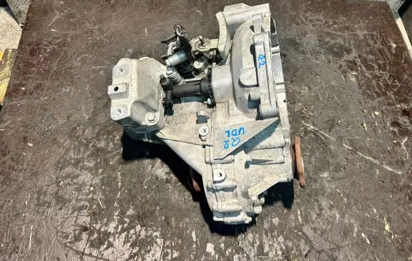 Audi Q2 - Automatic gearbox 5784551