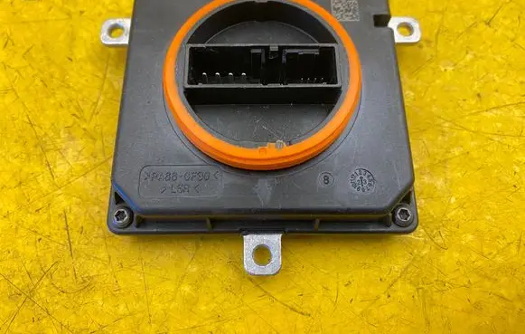 Volkswagen PASSAT B9 LED ballast control module 992941591DG