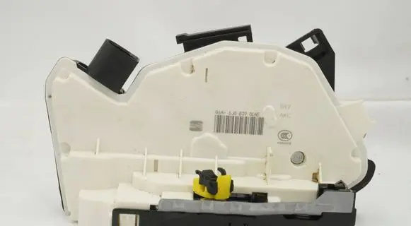 Seat Ibiza IV (6J,6P) Rear door lock 6J0839016E
