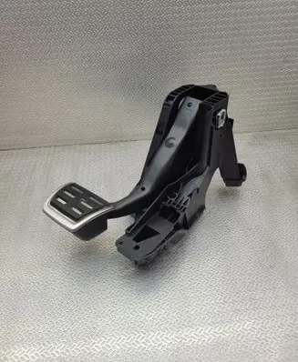 Volkswagen Tiguan Brake pedal 5Q1723058BR
