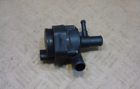 Mercedes-Benz ML W164 Electric auxiliary coolant/water pump A2118350028