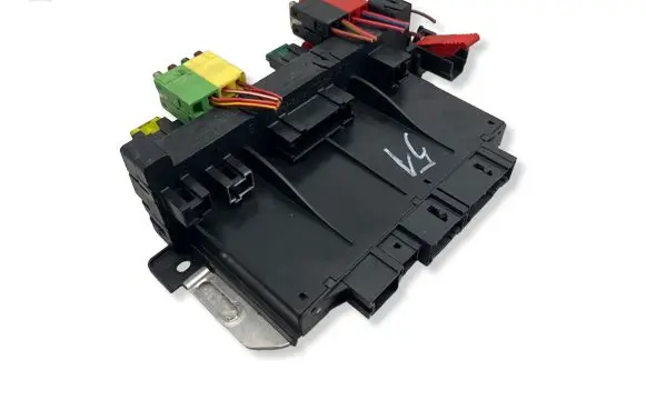 Mercedes-Benz S W220 Fuse module A0285458132