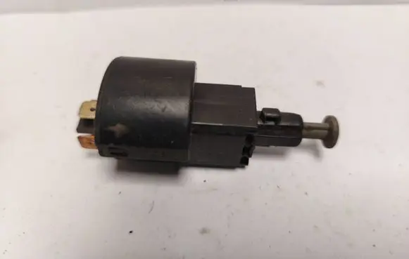 Opel Zafira A Brake pedal sensor switch 09132299 09175172 09175185