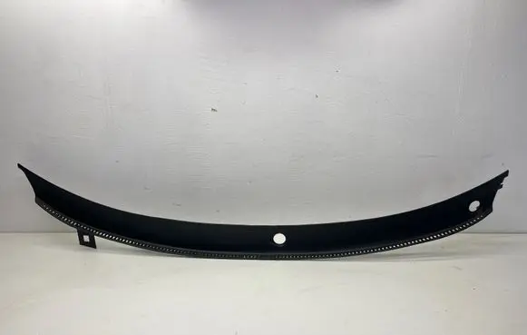 Volkswagen PASSAT B5 Wiper trim 3B1819415C