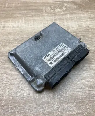Opel Astra G Engine control unit/module ECU 90562574 0281001674