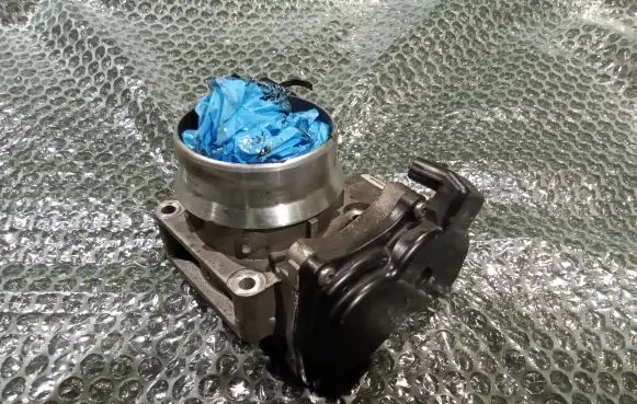 Opel Movano B Throttle valve 161A00161R 197912904