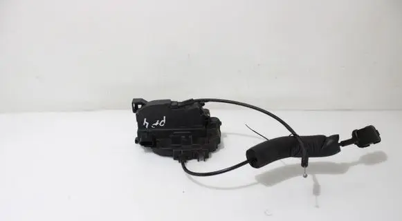 Renault Megane III Front door lock