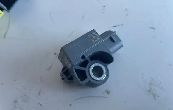 KIA Sportage Airbag deployment crash/impact sensor 95920B4000