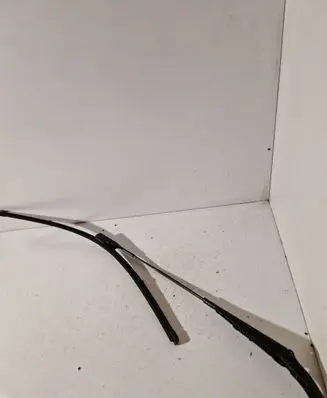 Audi A4 S4 B8 8K Front wiper blade arm 8K1955457