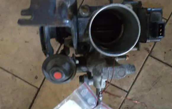 Subaru Justy Throttle body valve 